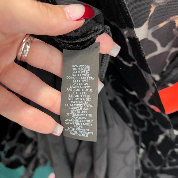 $595 Maria Cornejo Ikram Black Velvet Animal Print Sheer Cold Shoulder Top sz 8 - Picture 7 of 7